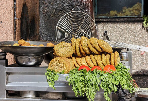 فول وطعمية